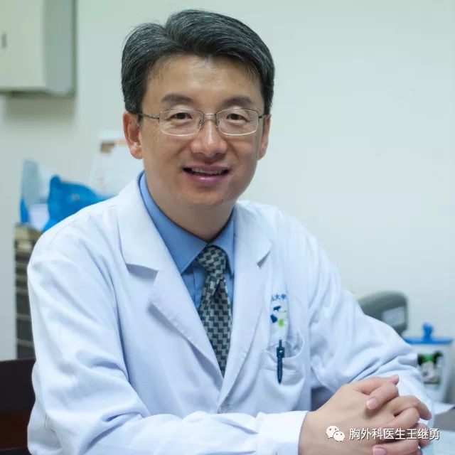 女性漏斗胸的最佳治疗方法,漏斗型胸部怎么改善