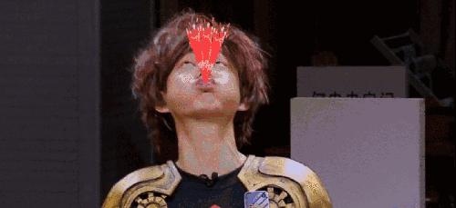 这台怪兽级笔记本，两张1080显卡，64GB内存，电费刷刷刷真心疼