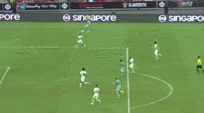 阿森纳10号厄齐尔庆祝动作,阿森纳11-12赛季队长