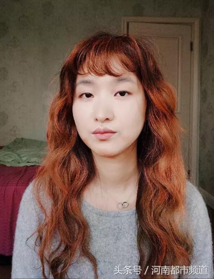 20岁美女卸妆秒变80岁大妈,27岁女孩化妆成大妈