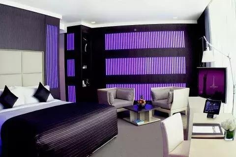 卡塔尔对所有国家免签证,免签卡塔尔