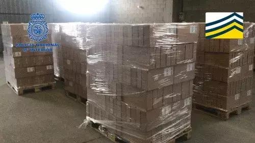 欧洲警方逮捕诈骗犯,欧洲刑警组织捣毁巨型贩毒集团