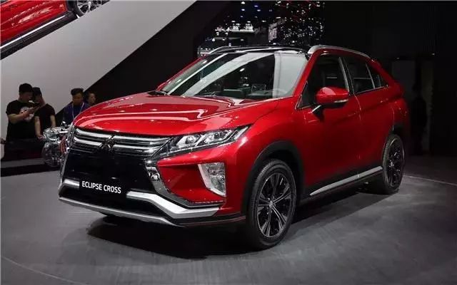 三菱奕歌和日产逍客哪个更好,三菱最老款suv