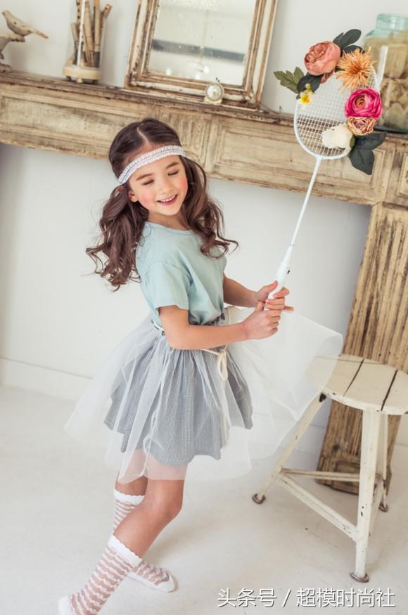 最美混血小女孩中国,混血萝莉雀斑小女孩