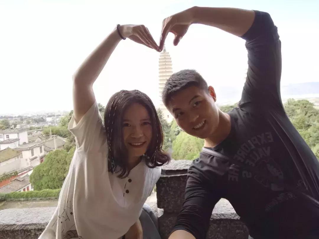 从文艺兵到装甲兵，再到财税老板，这个90后的兵哥哥不一般