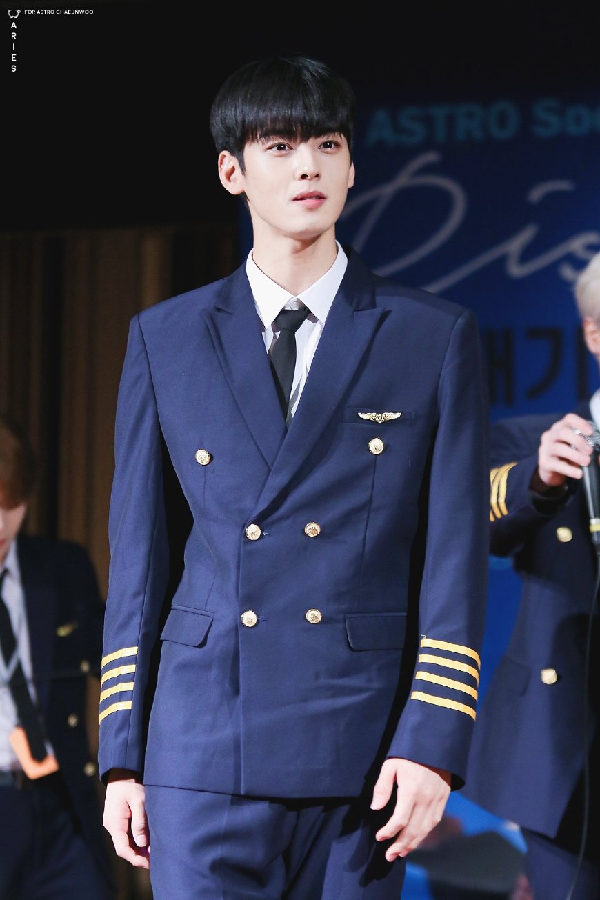 南韩两大神颜车银优吴世勋,田柾国边伯贤车银优