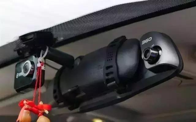 行车记录仪怎样才是正确的使用,行车记录仪要手动才能录像怎么办