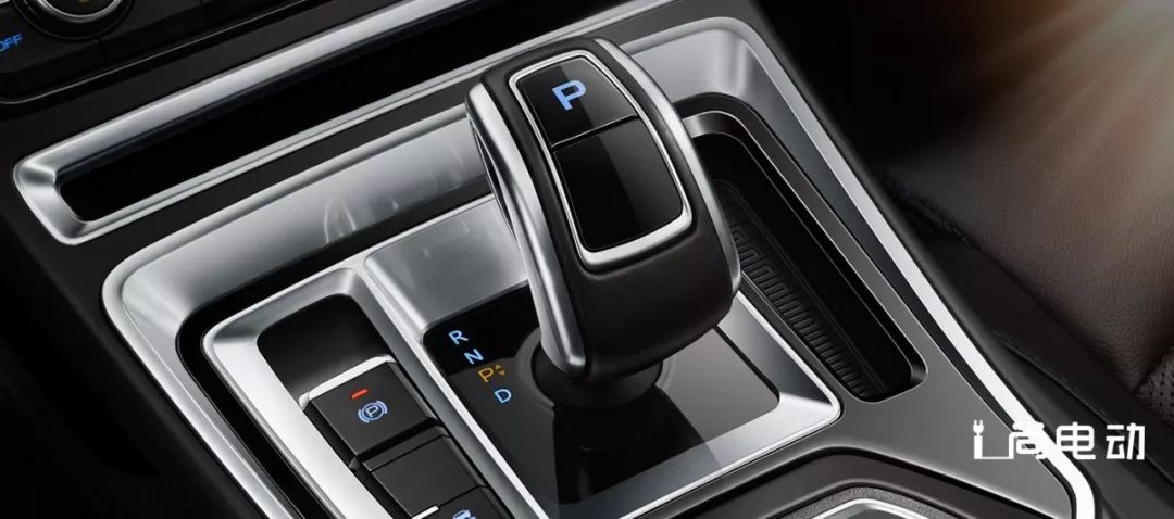 1公里油耗6块钱的车,新能源帝豪ev450优缺点