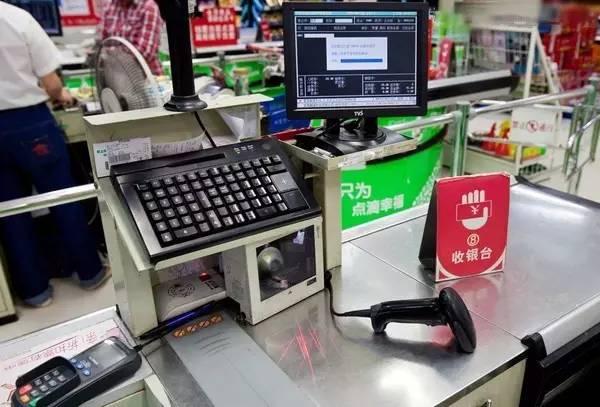 婆婆生日我偷偷送了一个金镯子,媳妇过生日婆婆送金手镯