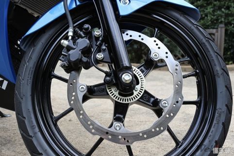 铃木gsxr150试驾视频,铃木gsxr1000r试驾评测