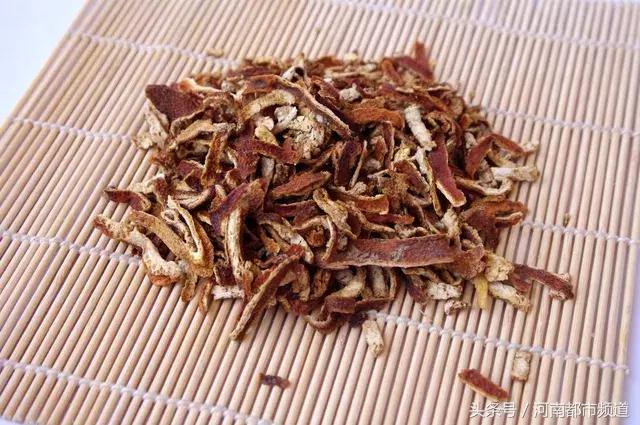 绿豆汤里放什么东西没那么寒,绿豆汤怎么熬才能消暑