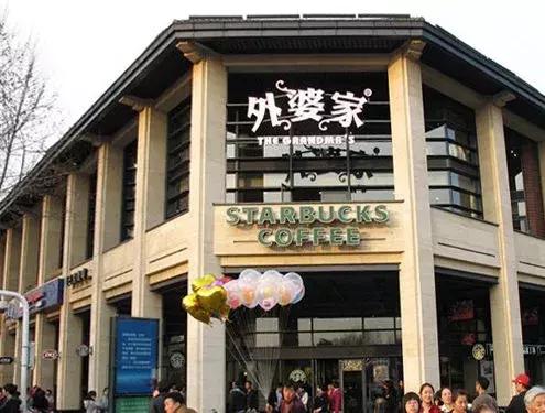 餐饮吸引顾客的经典广告,餐饮广告营销最佳方案