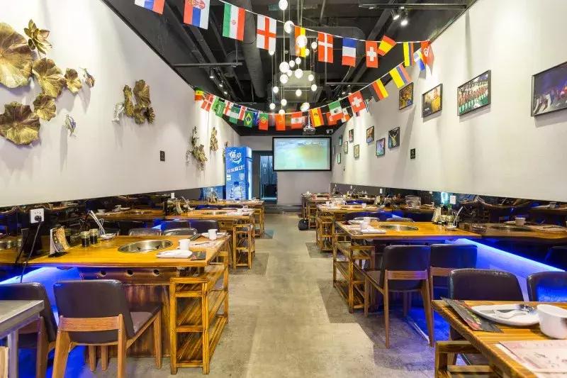 牛蛙火锅和毛肚火锅哪个受欢迎,魔都火锅店