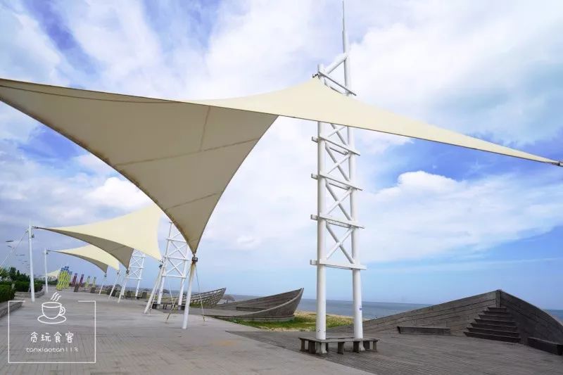 暑期去山东龙口,拍ins风网红大片,看没有游客蔚蓝大海!