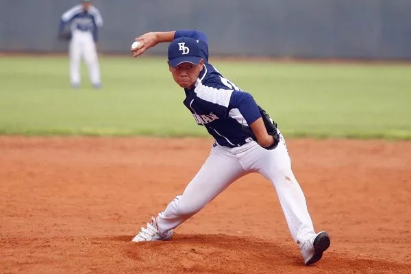 青春不负梦想小将激战赛场