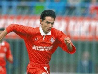 因扎吉实况测评,现象级球员