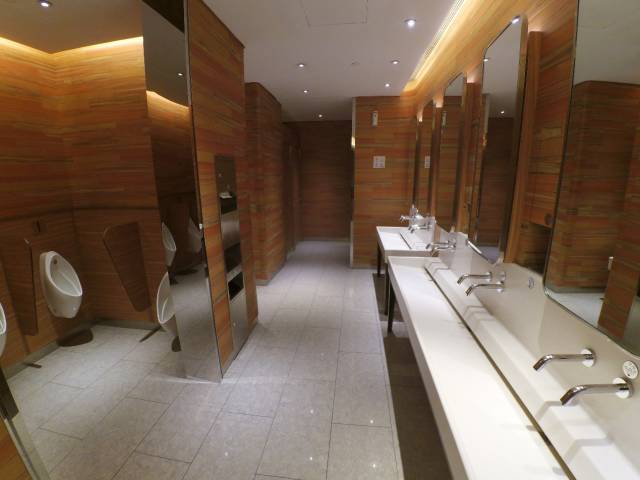 一篇有“异味”的测评文章，慎点！