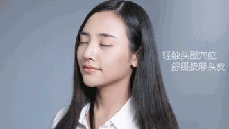 两边头发怎么变蓬松不用发胶,卷头发到底用什么发胶定型不会塌