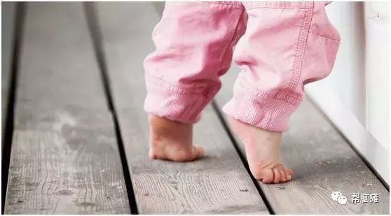 脑瘫3个月宝宝怎么治疗,脑瘫儿童不能走路能医治好吗