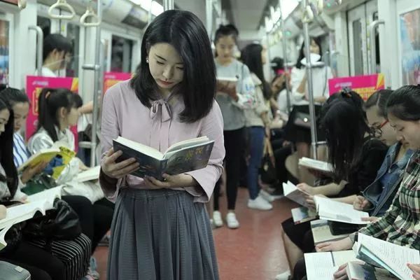 幼儿园哪个阶段的老师不好,幼儿园小学哪个老师好