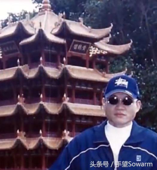 曾经黑帮大哥出狱后想做好人电影,曾经的黑帮老大入狱当卧底