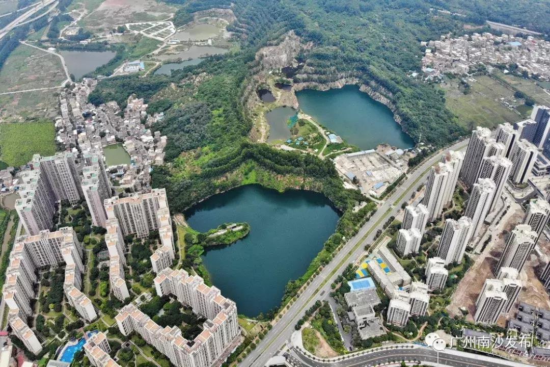 南沙凤凰湖山体瀑布,南沙凤凰湖瀑布公园攻略