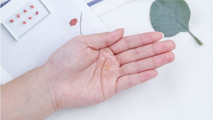 ahc黄金保湿水,ahc铂金护肤水