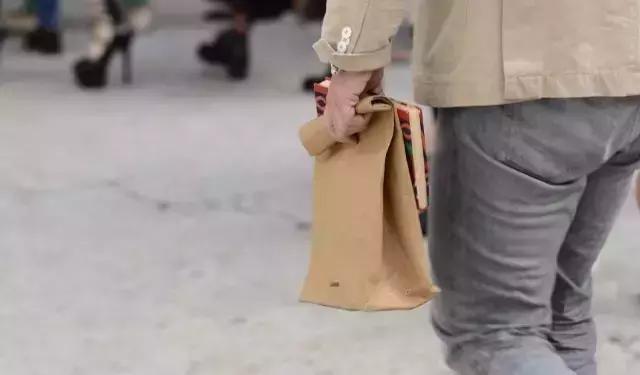 两万块的ysl鞋,ysl2万左右的包