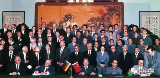 老式桑塔纳学车,学车的时候捷达和桑塔纳哪个好