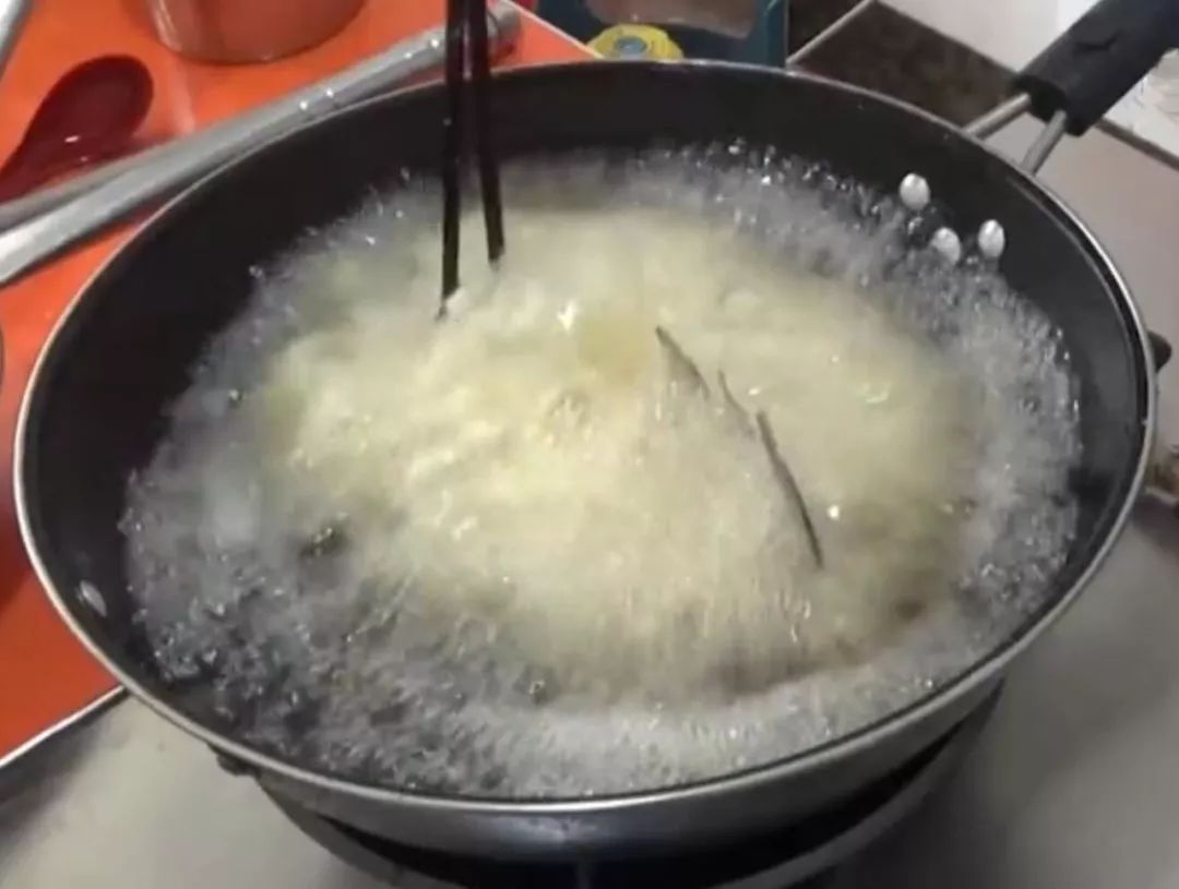 松鼠鱼的正宗做法,松鼠鱼的真正做法专业厨师教你做