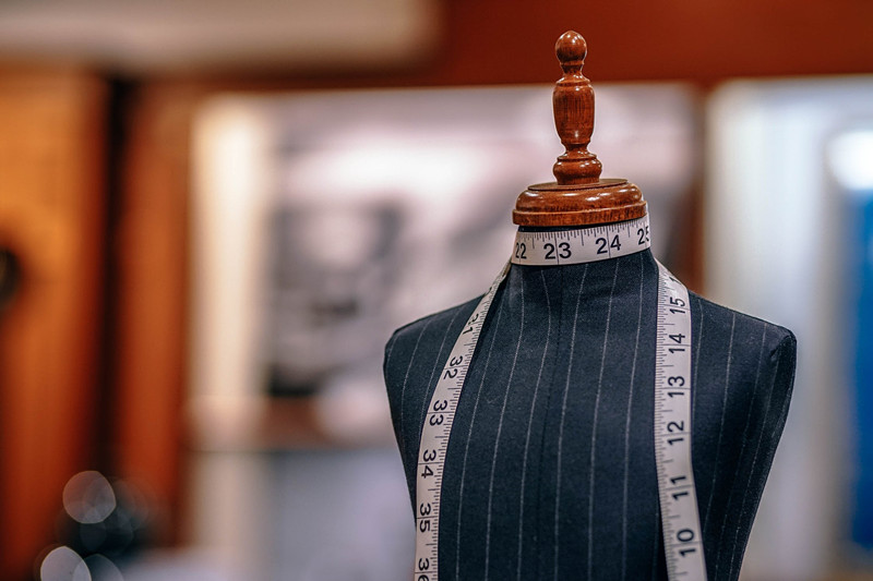 国内倒下的第二个服装巨头是谁,服装行业巨头但已跌落神坛