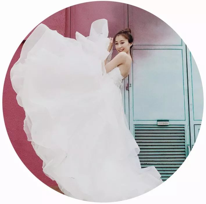 用手机自拍婚纱照,单人婚纱自拍怎么拍