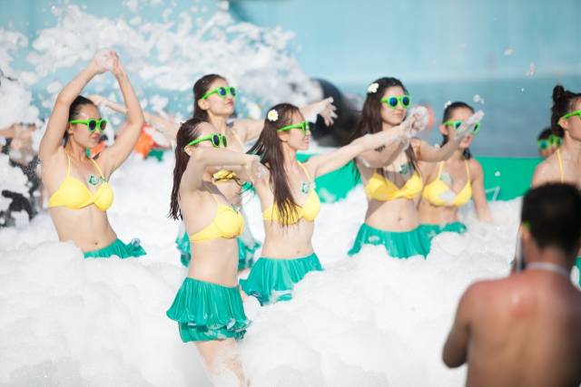 郑州最干净的水上乐园室内,郑州最好玩的水上游乐园