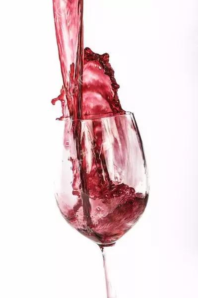 82年的拉菲喝完没有,82年的拉菲没喝完