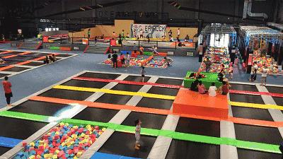 天津攀岩墙室内游乐场,天津攀爬类游乐园