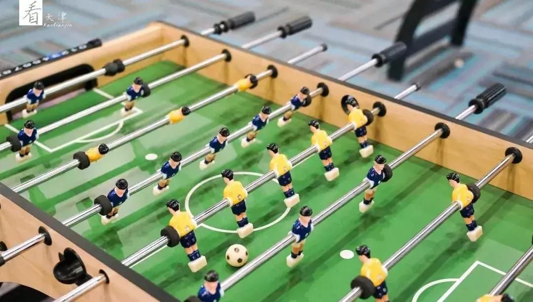 天津攀岩墙室内游乐场,天津攀爬类游乐园