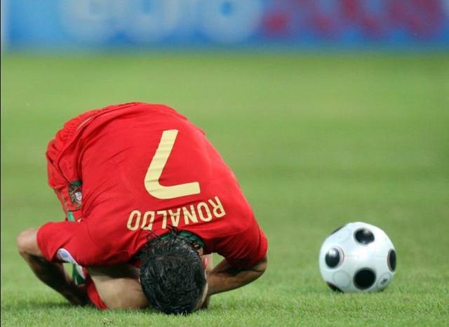 c罗的辉煌有多强,c罗巅峰时期是不是有2500亿欧元