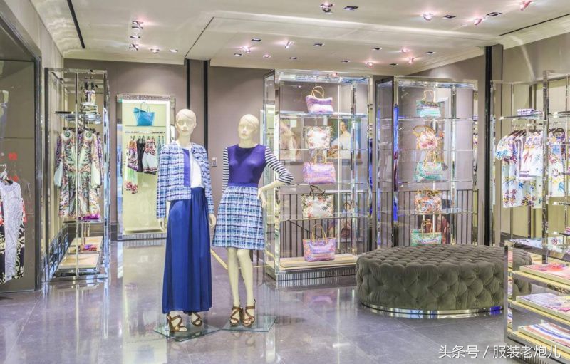 开女装服装店什么年龄最好卖,新人如何开好一个女装服装店