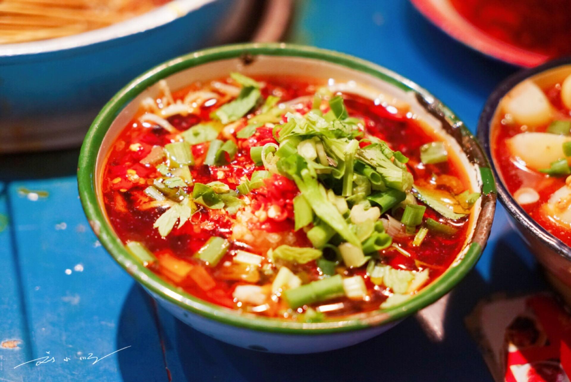 成都特色串串网红店,成都网红串串店前三名