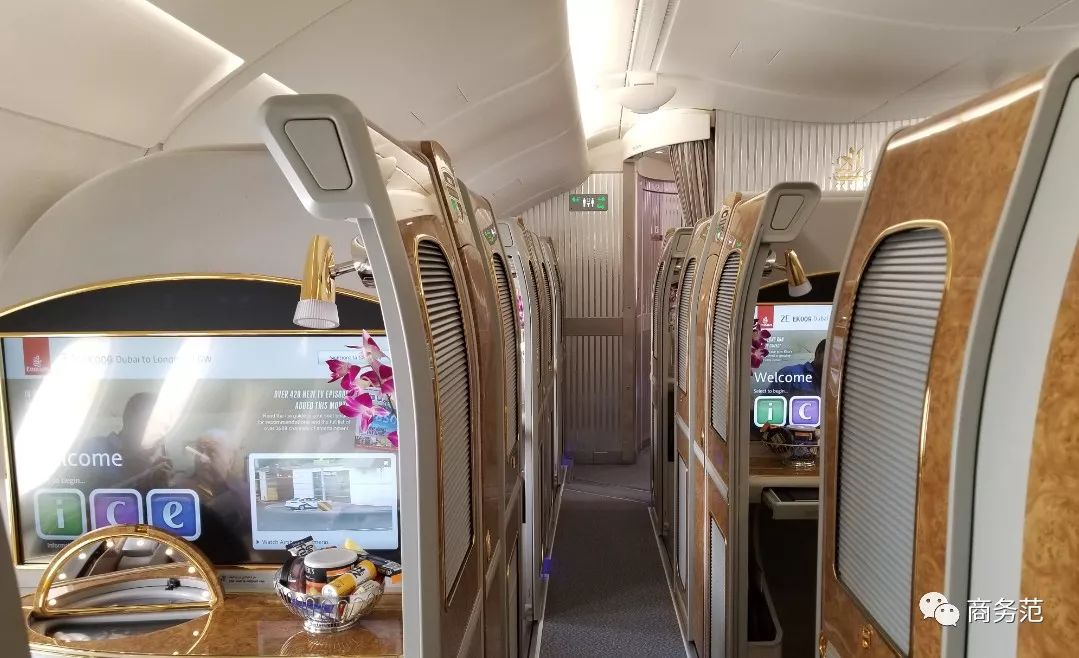 阿联酋航空豪华经济舱体验,阿联酋航空奢华