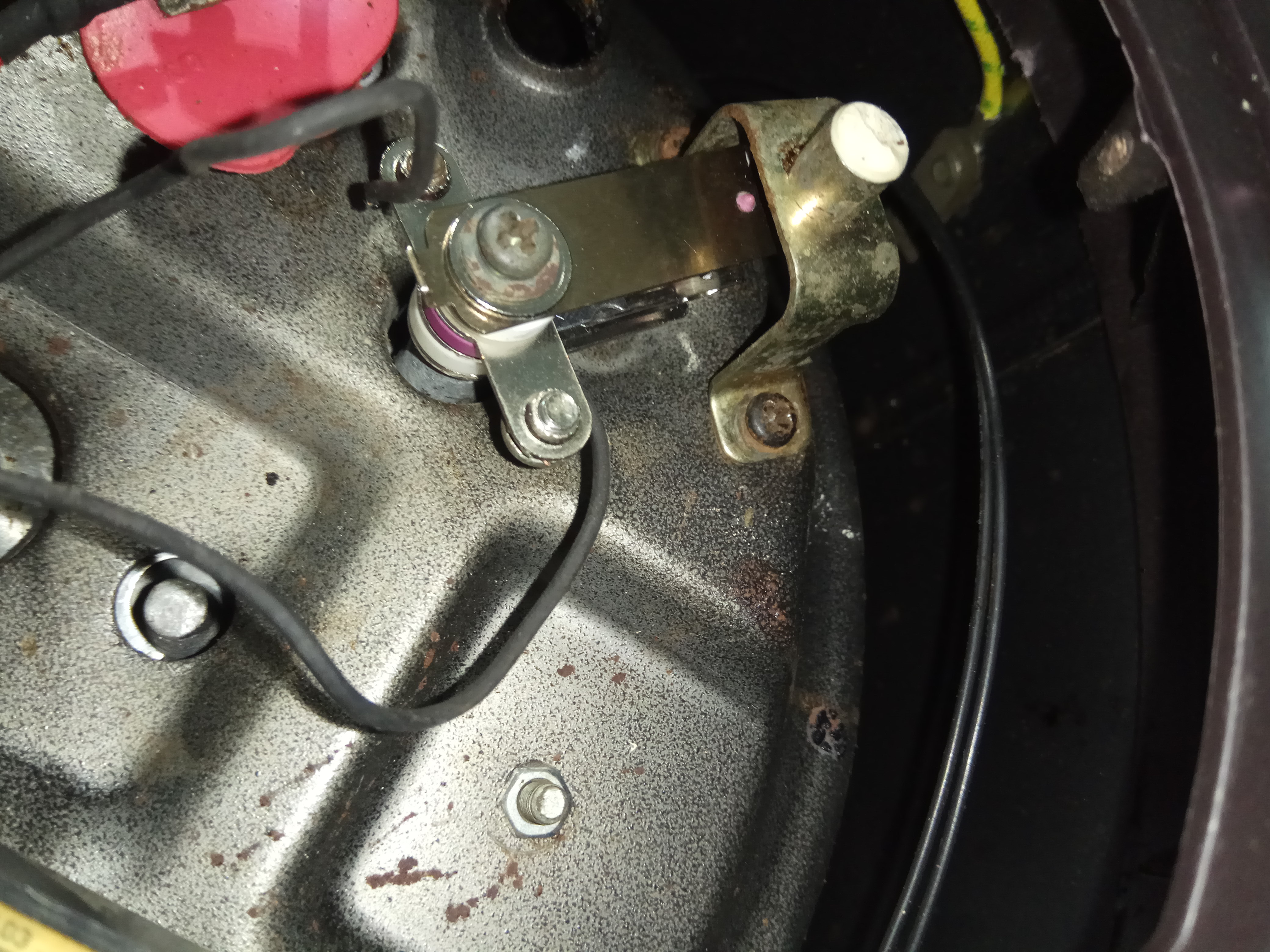 美的电压力锅压力阀漏气怎样维修,美的电压力锅常见故障及维修方法