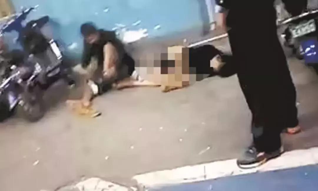 你听说过酒吧门口“捡尸”吗？反性侵，我们到底能做些什么？