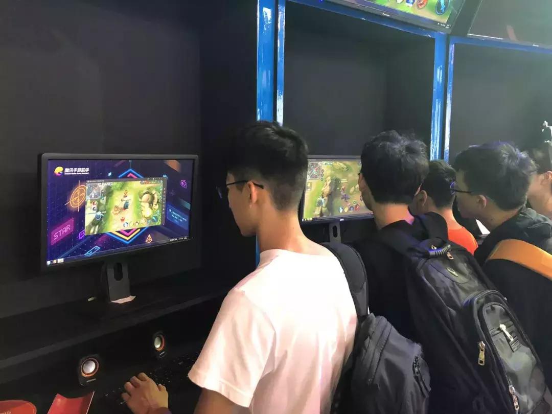 腾讯手游助手一直升级,腾讯手游助手引擎升级