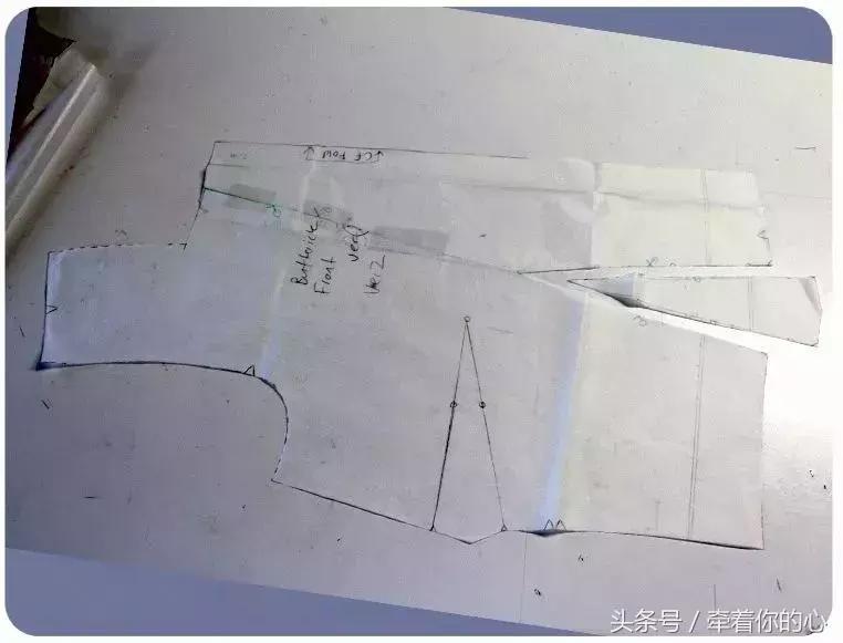 领子不服帖的处理方法,领口不服帖怎么贴