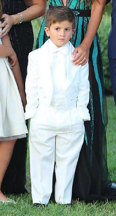 内马尔的儿子胖成这个样子,内马尔儿子发福