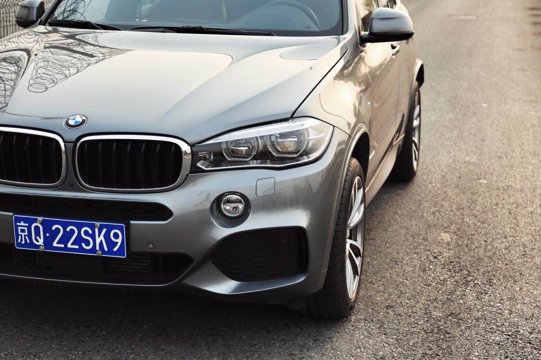 全新bmwx5瞩目登场,上瘾宝马车
