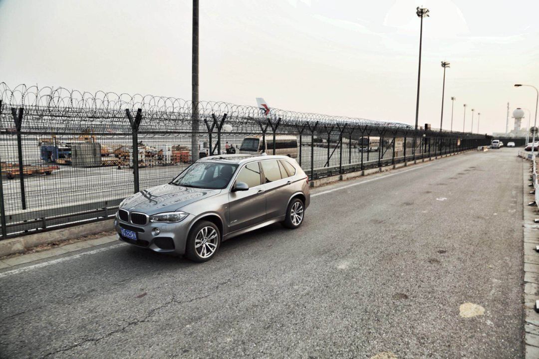 全新bmwx5瞩目登场,上瘾宝马车