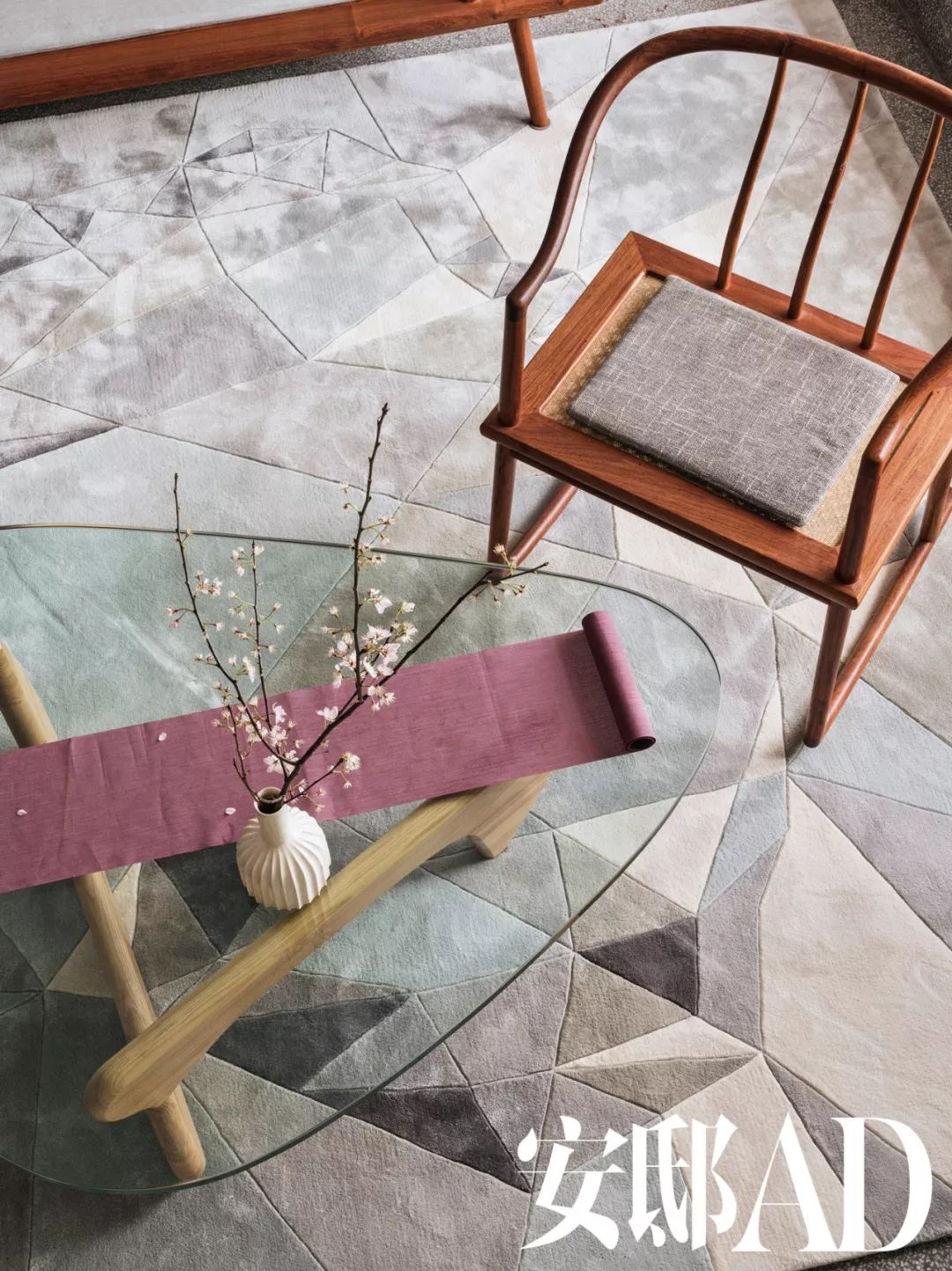 酷暑难熬宅在家里放松一下,酷暑难熬宅在家里放松一下心情