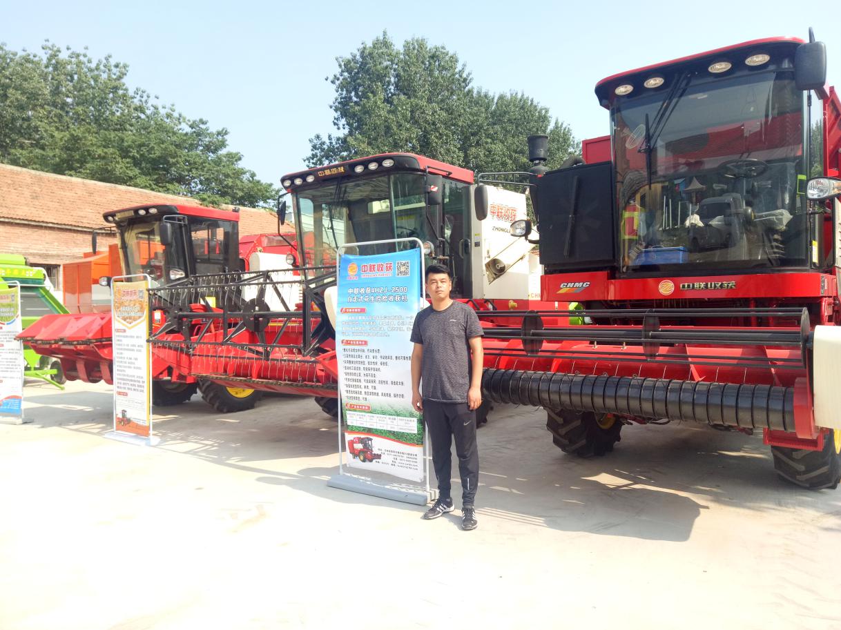 全网最牛逼的花生收获机,新型花生收获机几年能回本