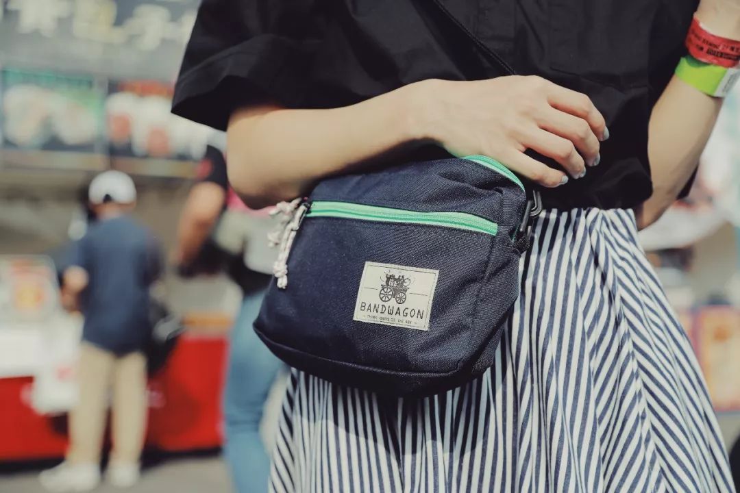 东京车展惊现最美车模,赛车比赛高燃场面车模